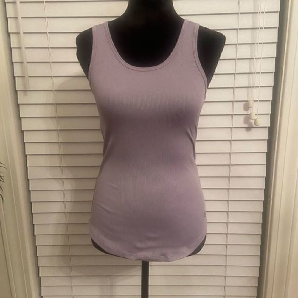𝅺UNDER armour womens ribbed athletic tank size‎ small light purple